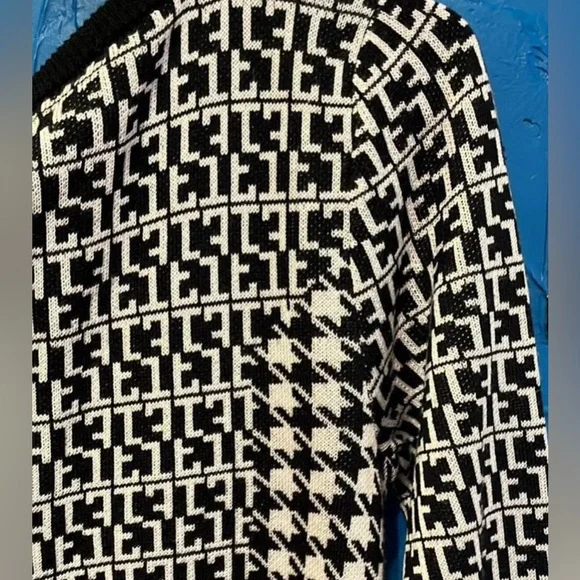 Houndstooth Print Sz Medium Black & White Sweaterdress - Picture 5 of 5